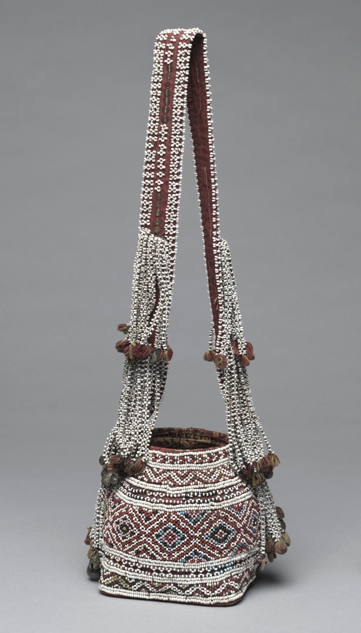 Basket, c 1875-1917. av Unbekannt