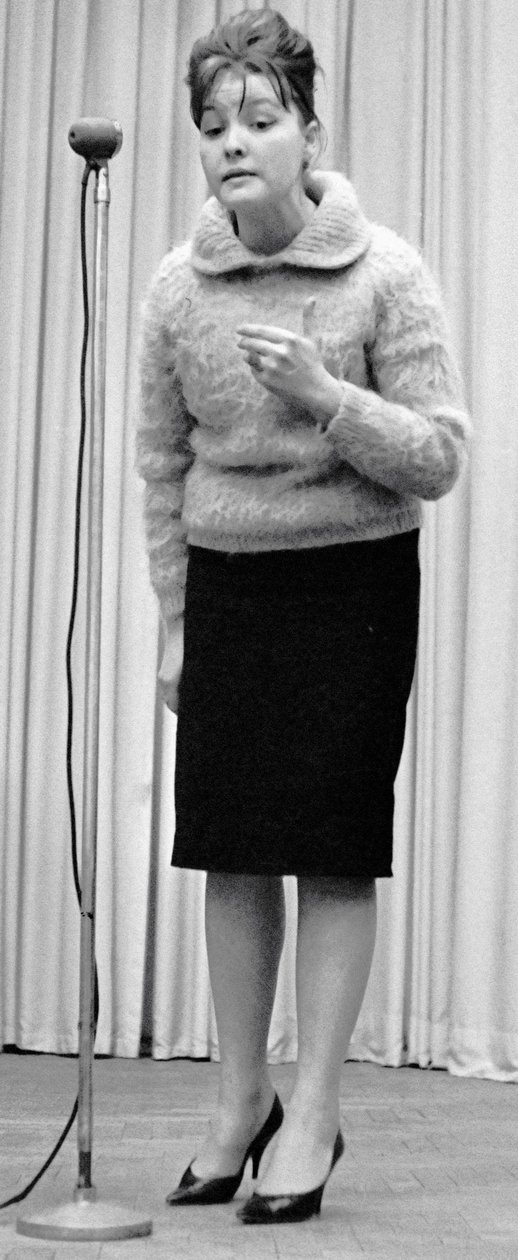 Bella Akhmadulina , russisk poet, 1960-tallet av Unbekannt