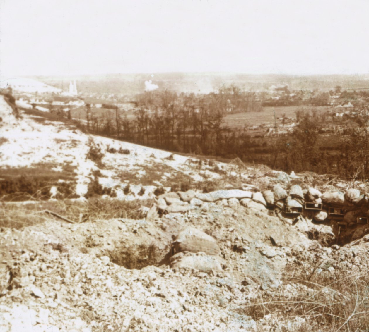 Bombardement, Ablain-Saint-Nazaire, Nord-Frankrike, c1914-c1918 av Unbekannt