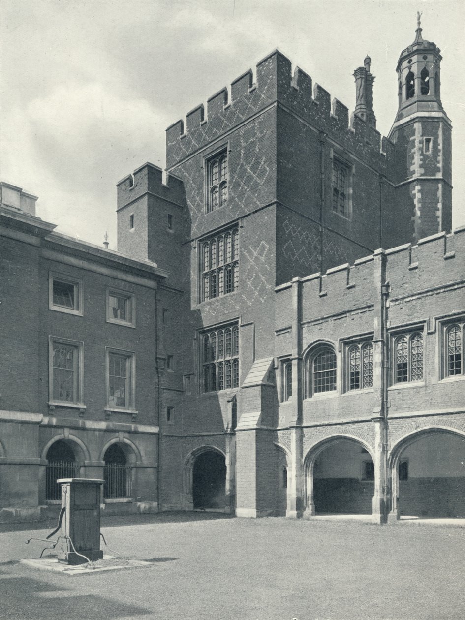 Cloisters and College Library, 1926 av Unbekannt