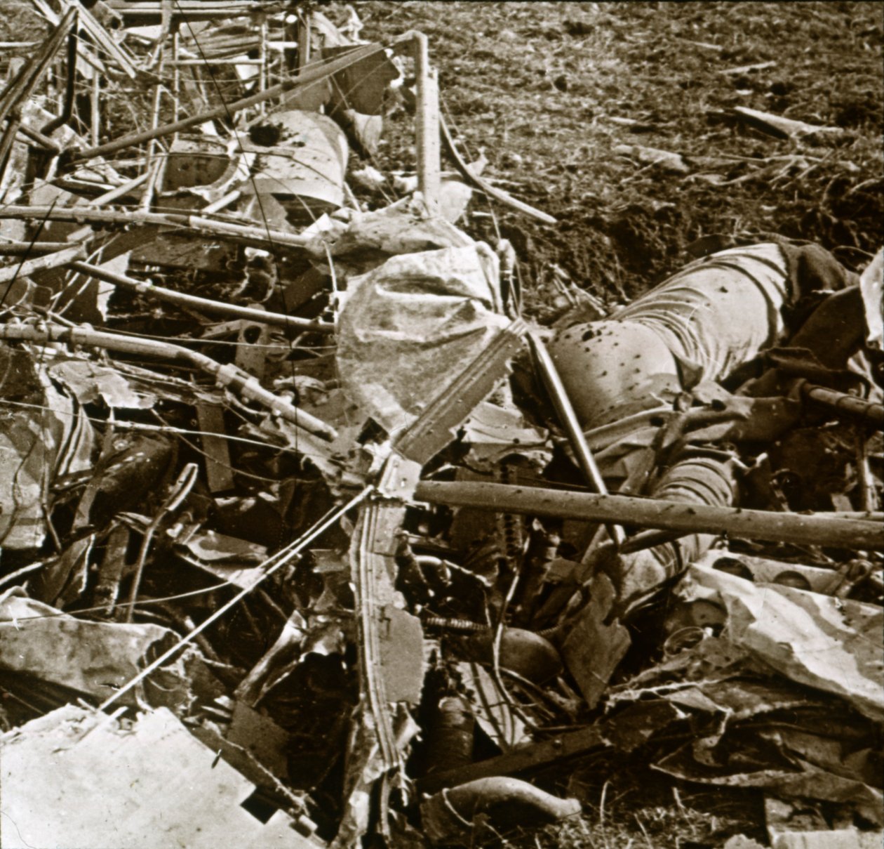 Krasjet fly, Aisne, Frankrike, c1914-c1918 av Unbekannt