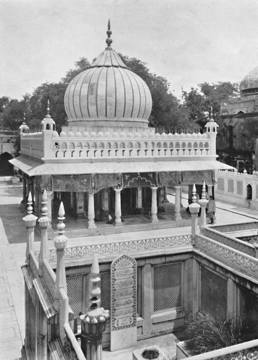 Delhi. - Gravene til Nizam-ud-din og prinsesse Jahanara, C20. av Unbekannt
