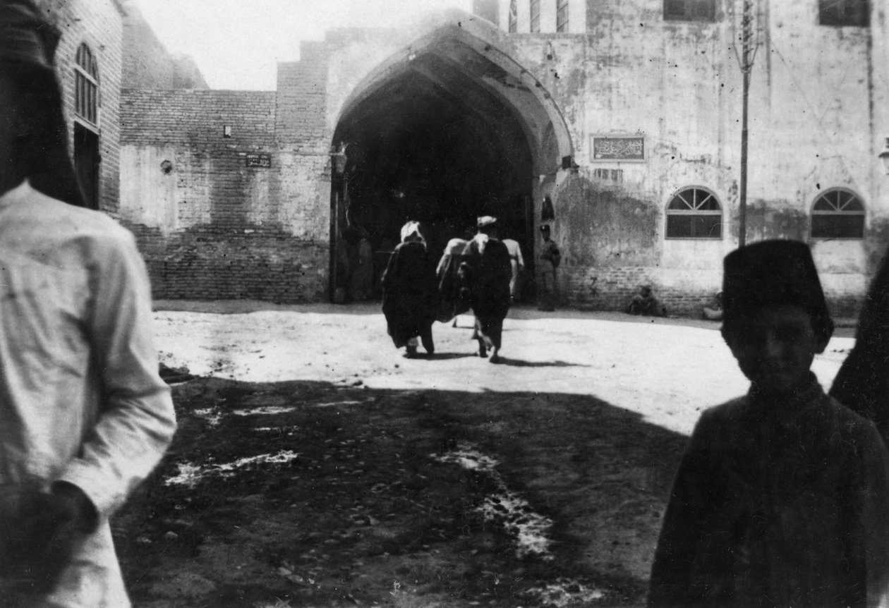 Inngangen til Bagdad-basaren, Mesopotamia, WWI, 1918 av Unbekannt