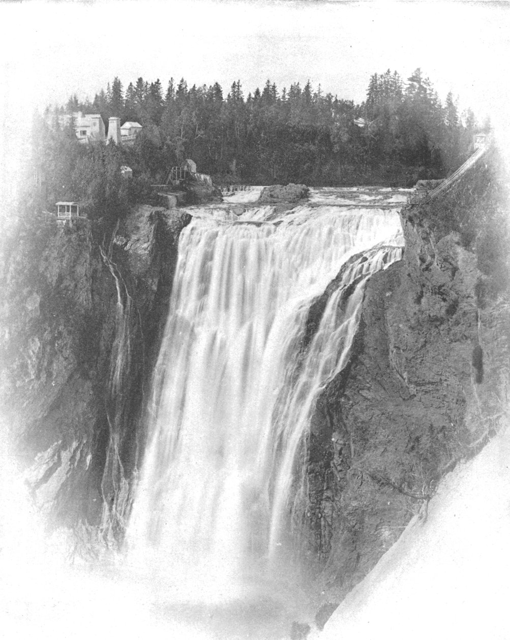 Falls of Montmorency, Quebec, Canada, ca 1900. av Unbekannt