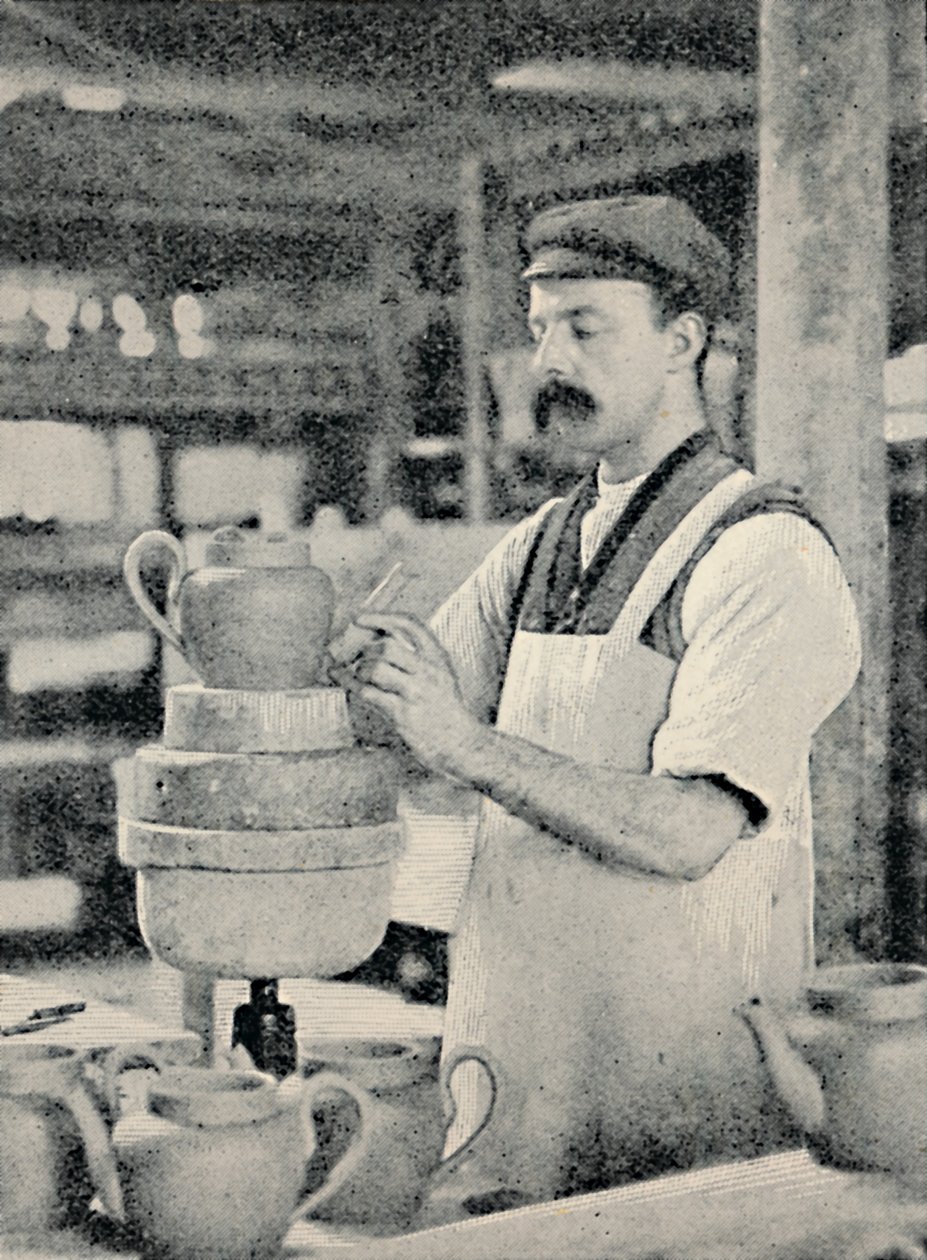 Festetut på en tekanne, c1917 av Unbekannt
