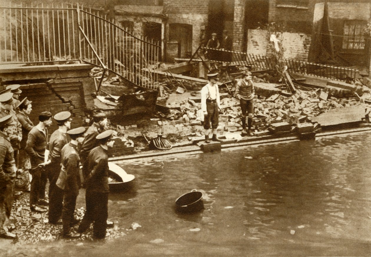 Flom i London, 1928, 1935. av Unbekannt
