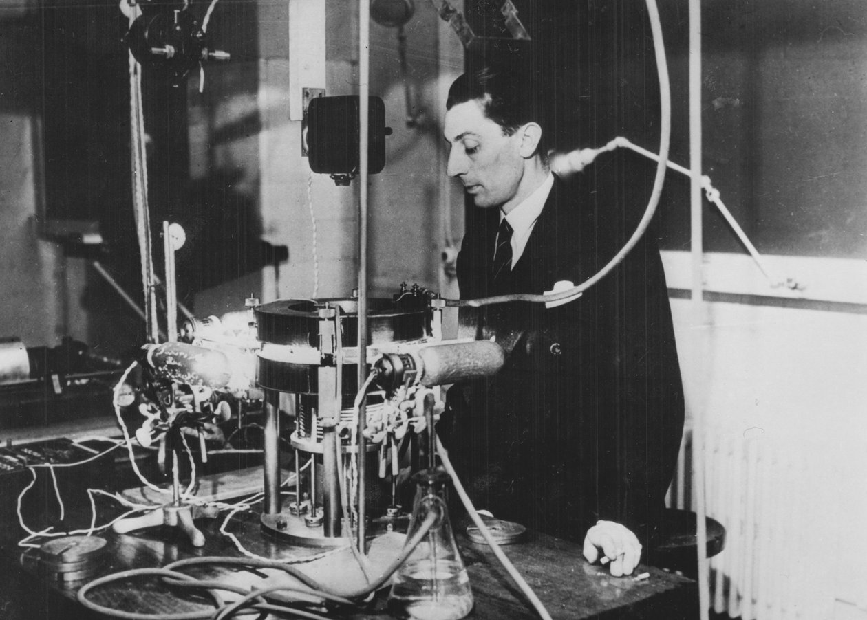 Frederic Joliot , fransk fysiker, c1930 av Unbekannt