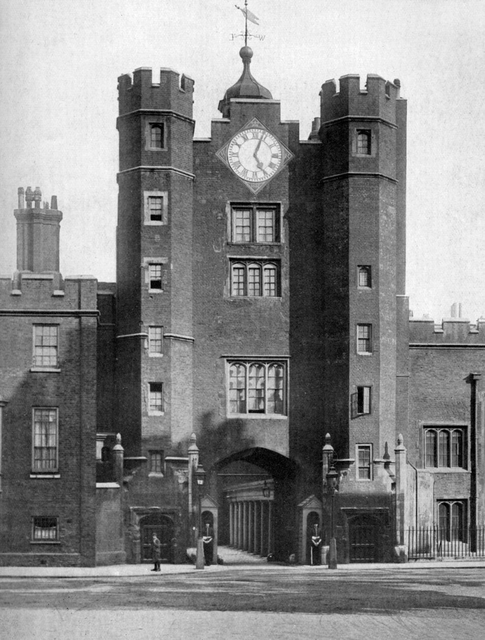 Gatehouse of St Jamess Palace, London, 1924-1926. av Unbekannt