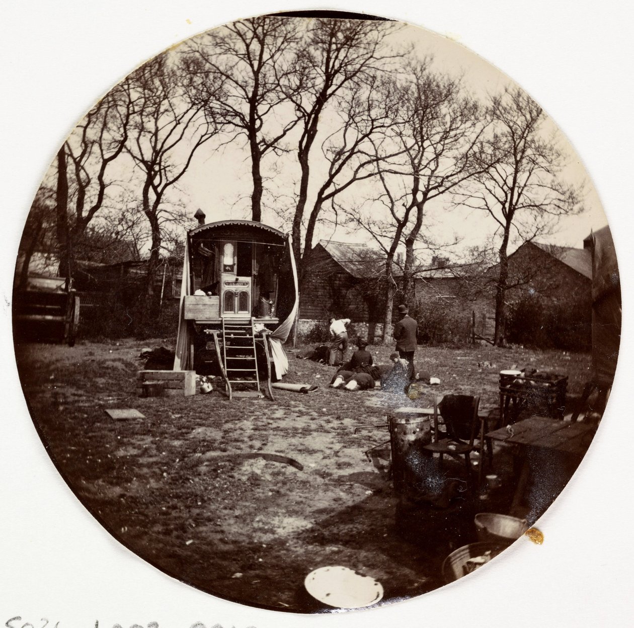 "Sigøynerleir", ca 1890 av Unbekannt