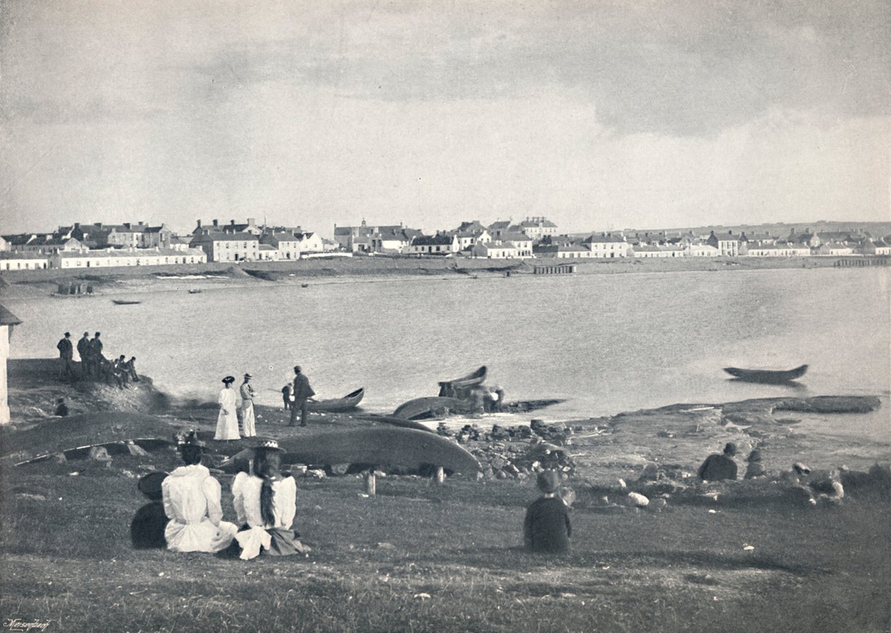 Kilkee - Looking Across The Bay, 1895 av Unbekannt