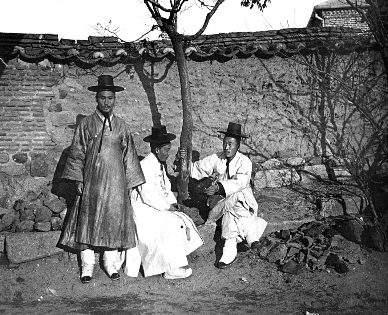 Koreanske menn, 1900 av Unbekannt