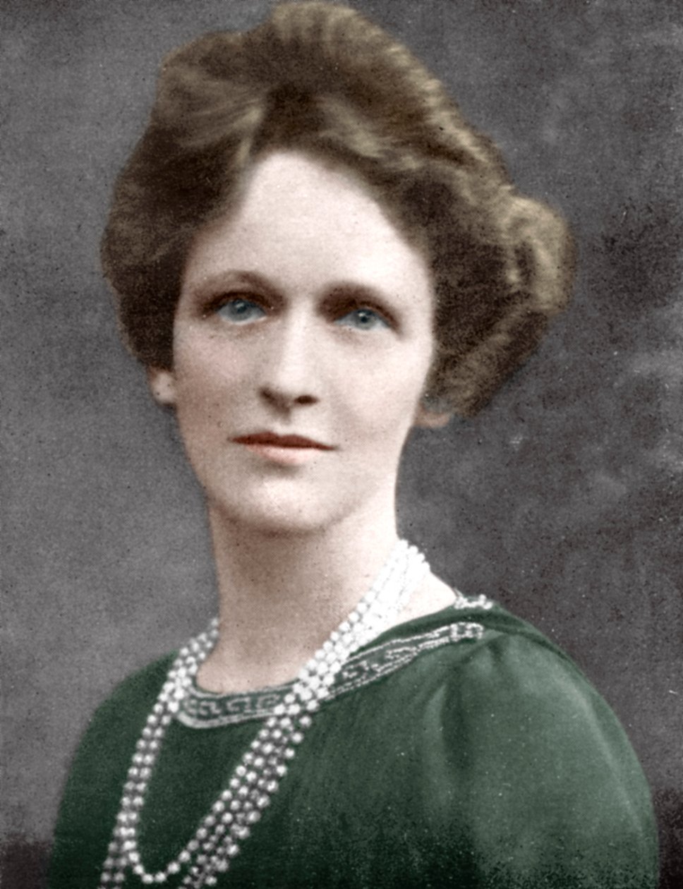 Lady Astor , amerikanskfødt britisk politiker, 1926 av Unbekannt