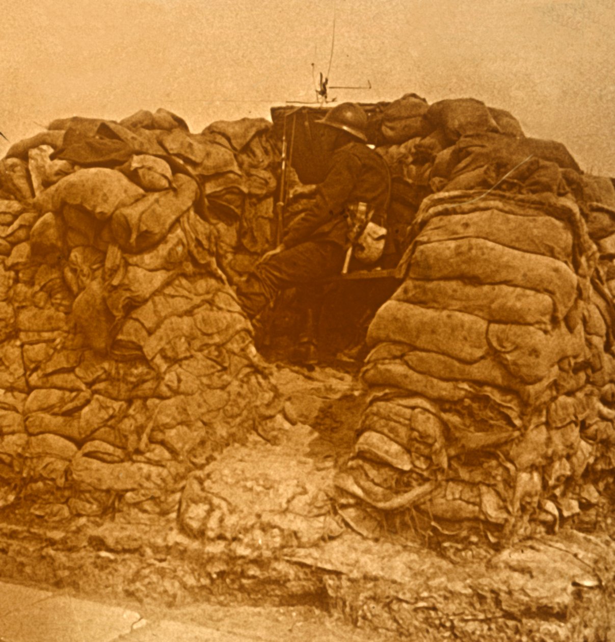 Utkikk på frontlinjen, c1914-c1918 av Unbekannt