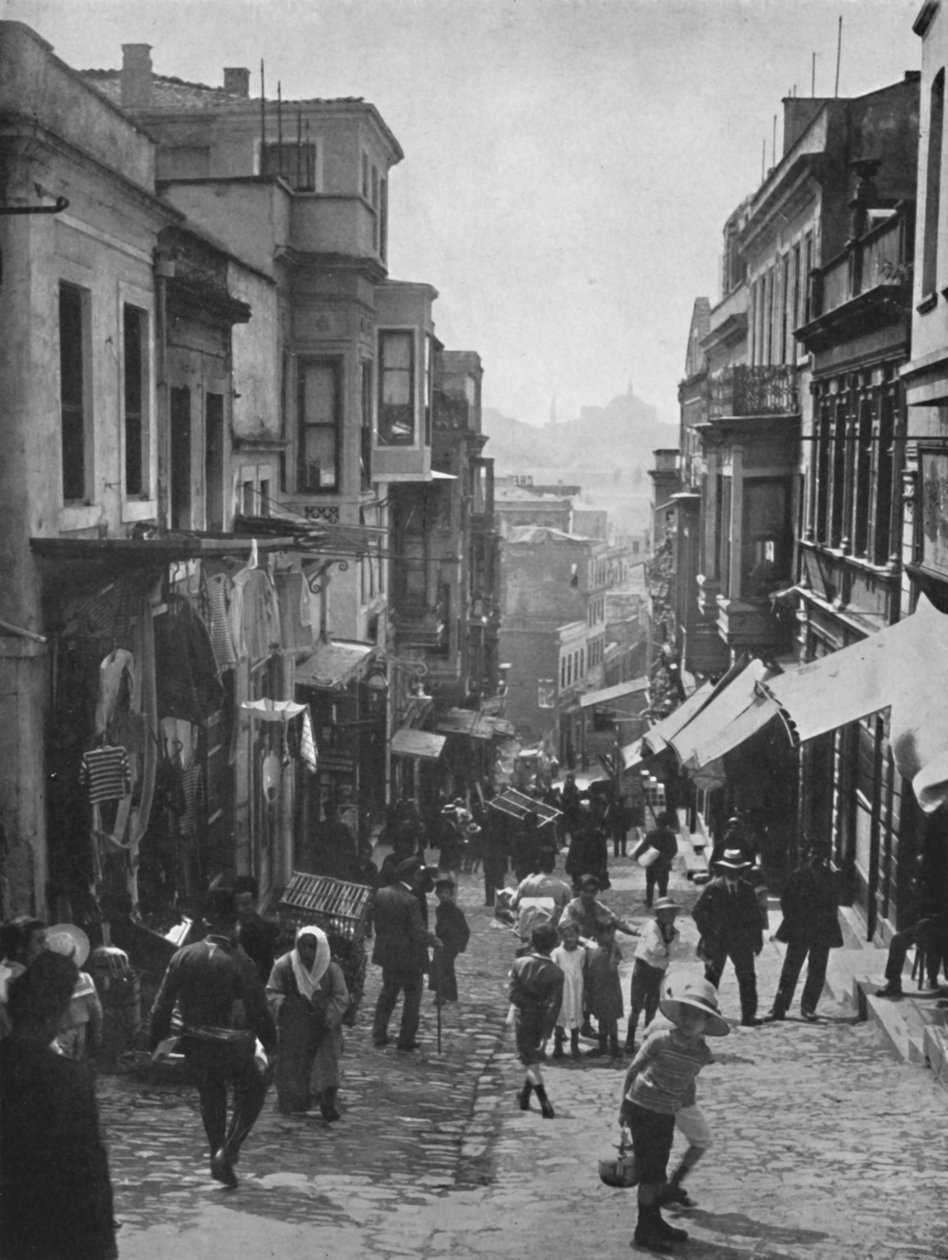Ser nedover Step Street, Konstantinopel, 1913 av Unbekannt