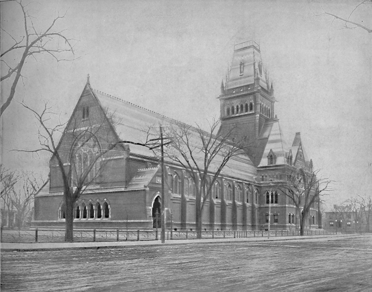 Memorial Hall, Cambridge, Mass., c1897. av Unbekannt