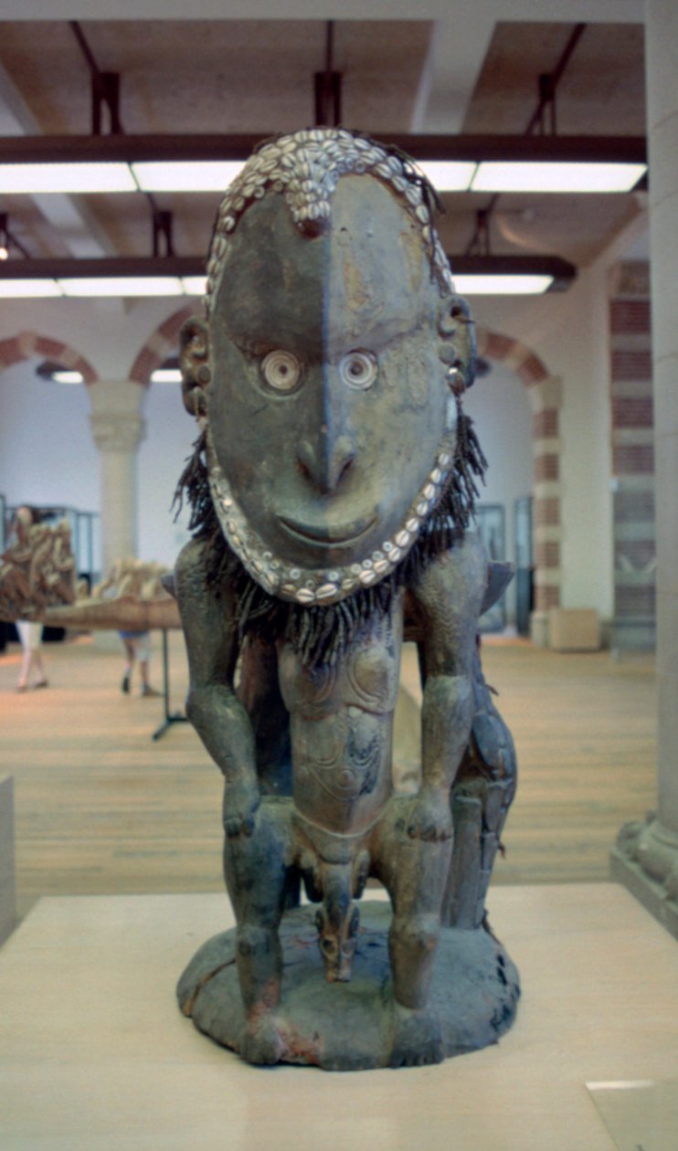 Polynesisk gudestatue av Unbekannt