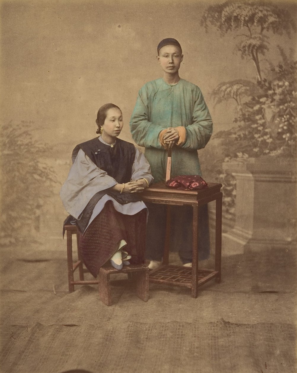 [Portrett av et kinesisk par], 1870-tallet. av Unbekannt