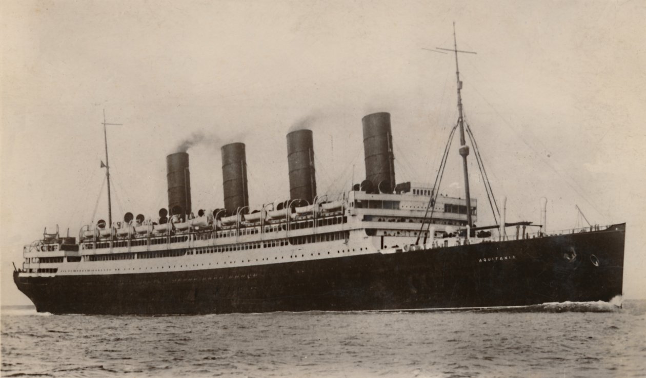 RMS Aquitania, c1930. av Unbekannt