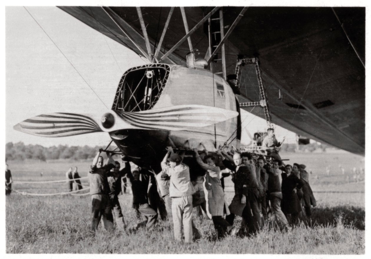 Bakre gondol, Zeppelin LZ 127 Graf Zeppelin, 1933 av Unbekannt