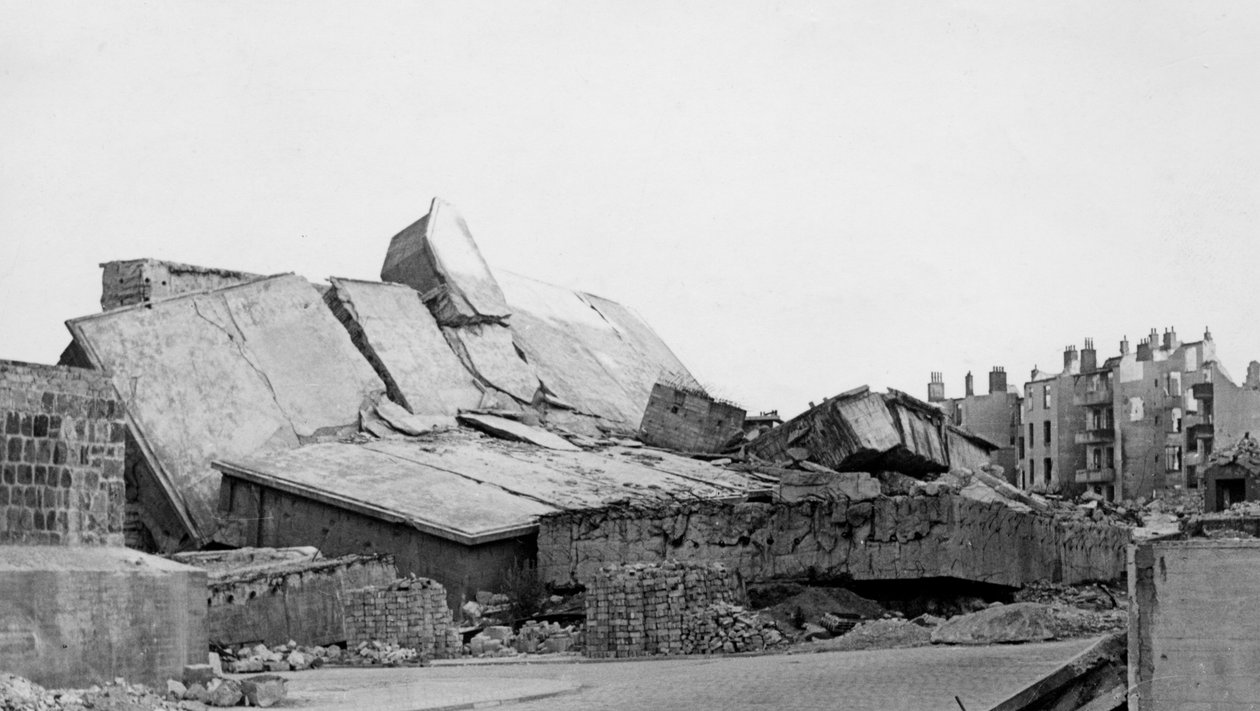 Rester av en U-båtpenn, Kiel, Tyskland, c1945-c1965 av Unbekannt