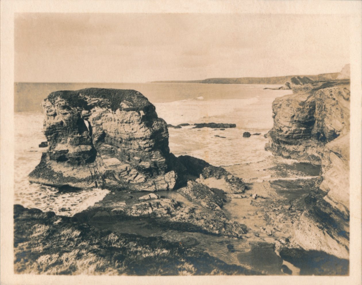 Rocks at Porth - Newquay, 1927 av Unbekannt