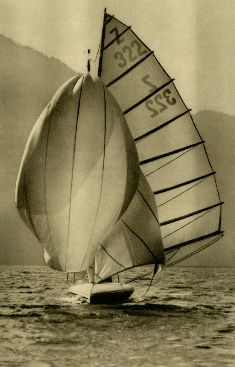 Seiling på Attersee, Øvre Østerrike, c1935. av Unbekannt