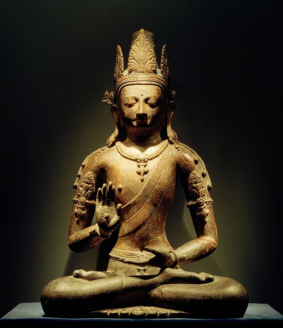Tathagata Amoghasiddhi / Skulptur, 11. Jhadat. av Unbekannt