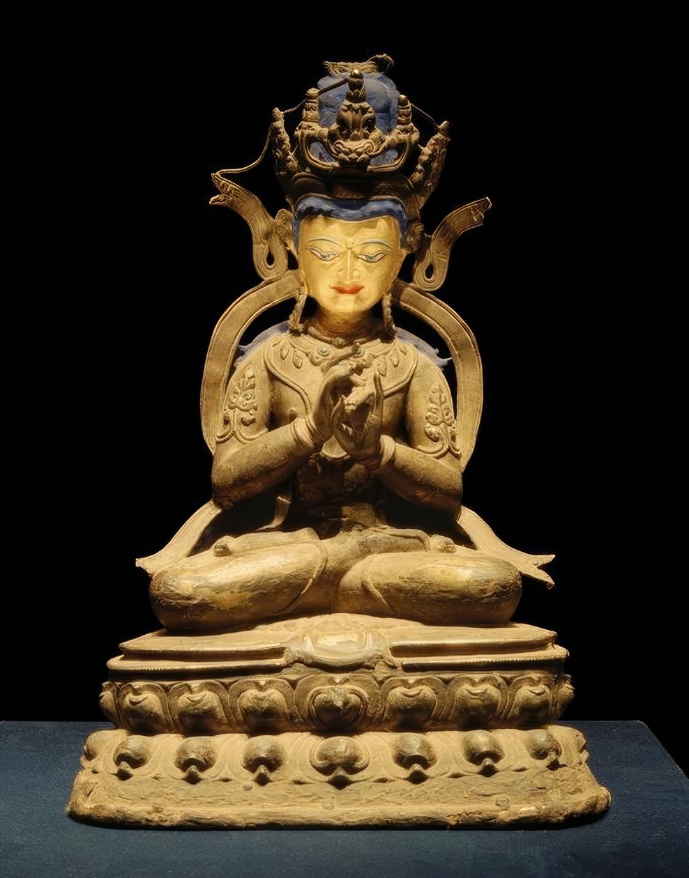 Tathagata Vairocana / Skulptur, 1300 n. Chr. av Unbekannt