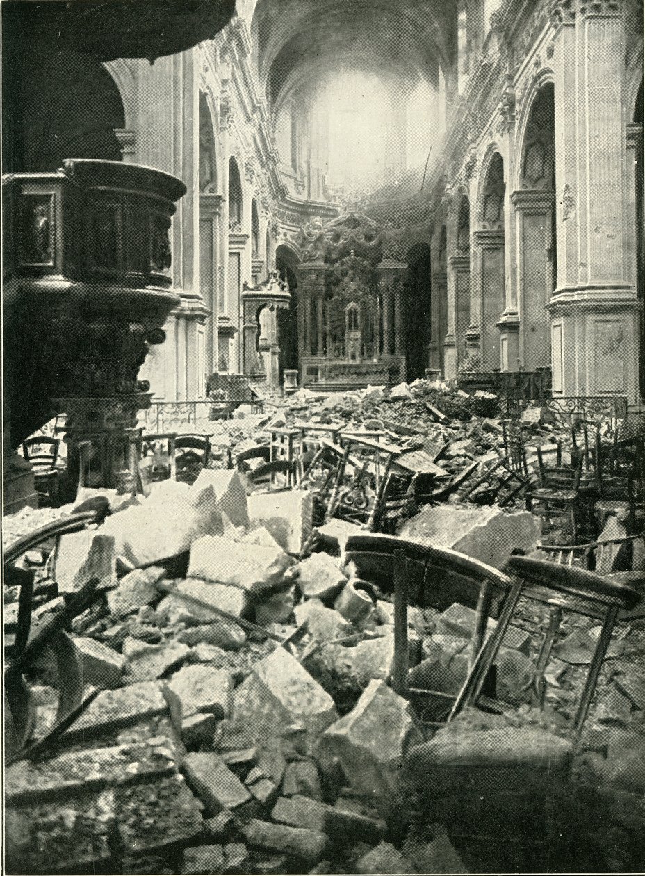 Skaden gjort på Cambrai-katedralen, 1919. av Unbekannt