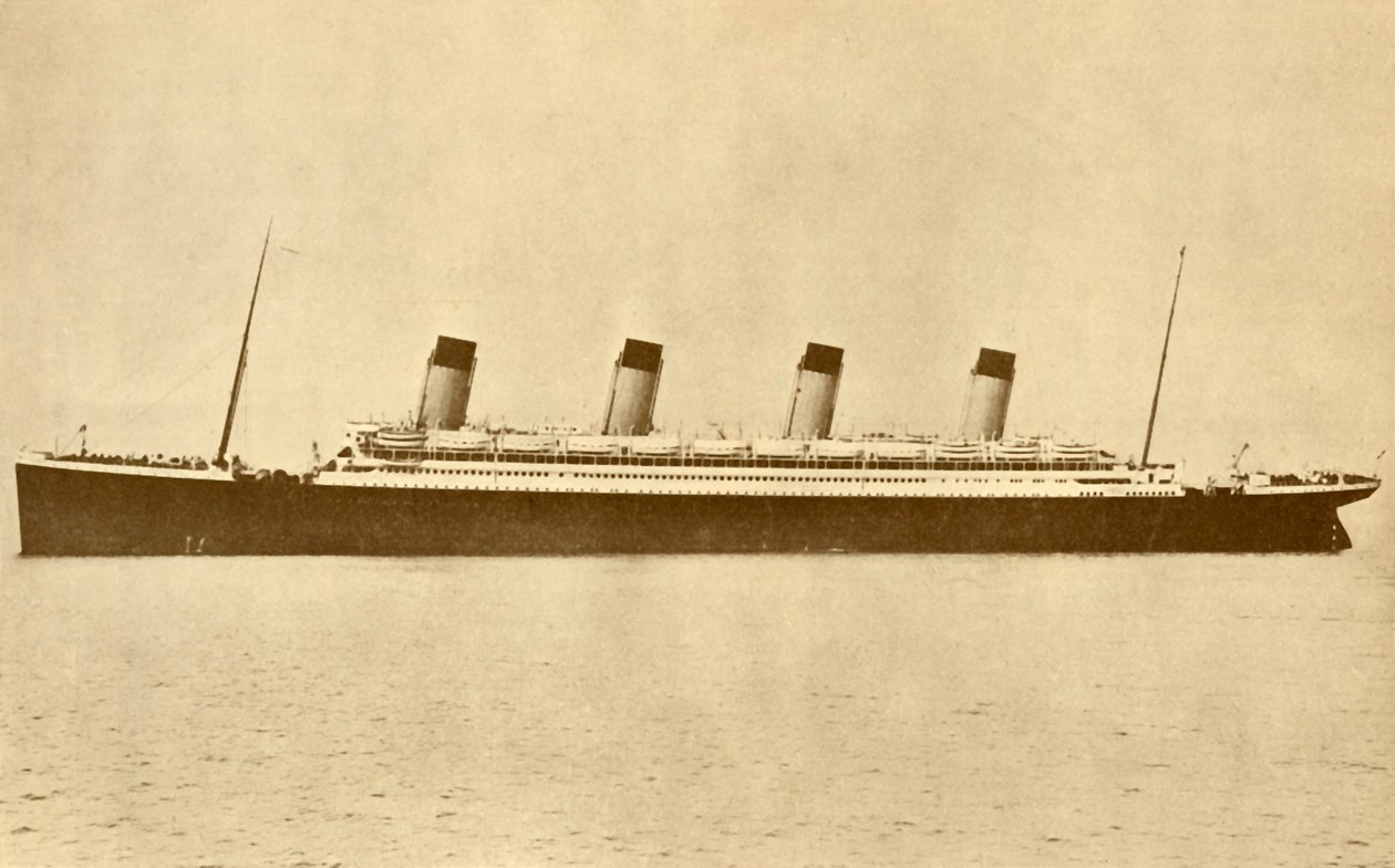 The Olympic White Star Line At Sea, c1930. av Unbekannt