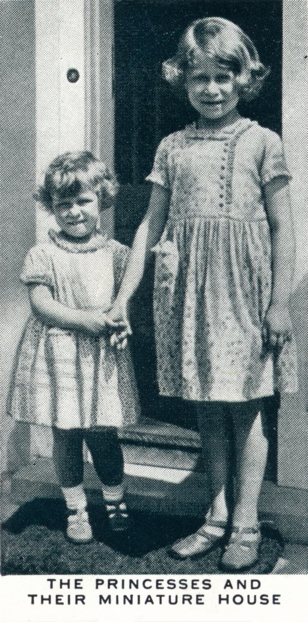 Prinsessene og deres miniatyrhus, c1932 1937 av Unbekannt