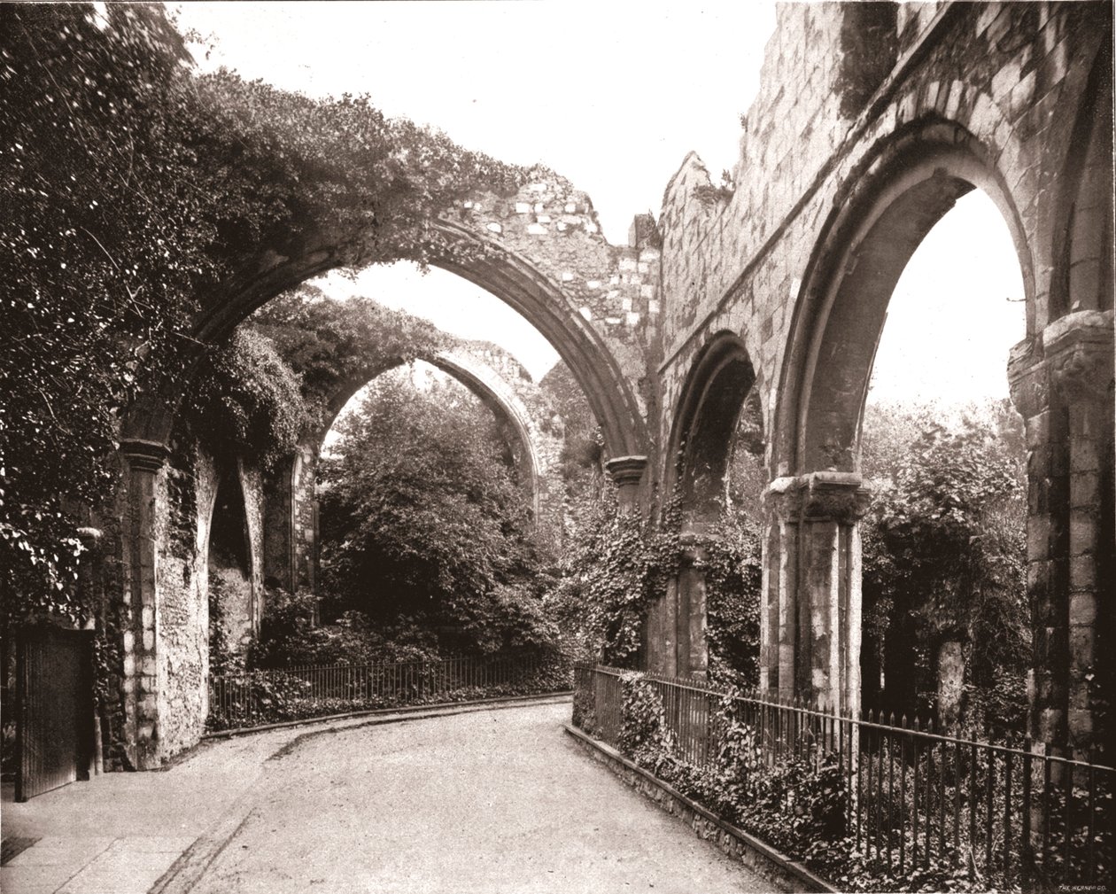 Ruinene i Canterbury, Kent, 1894. av Unbekannt