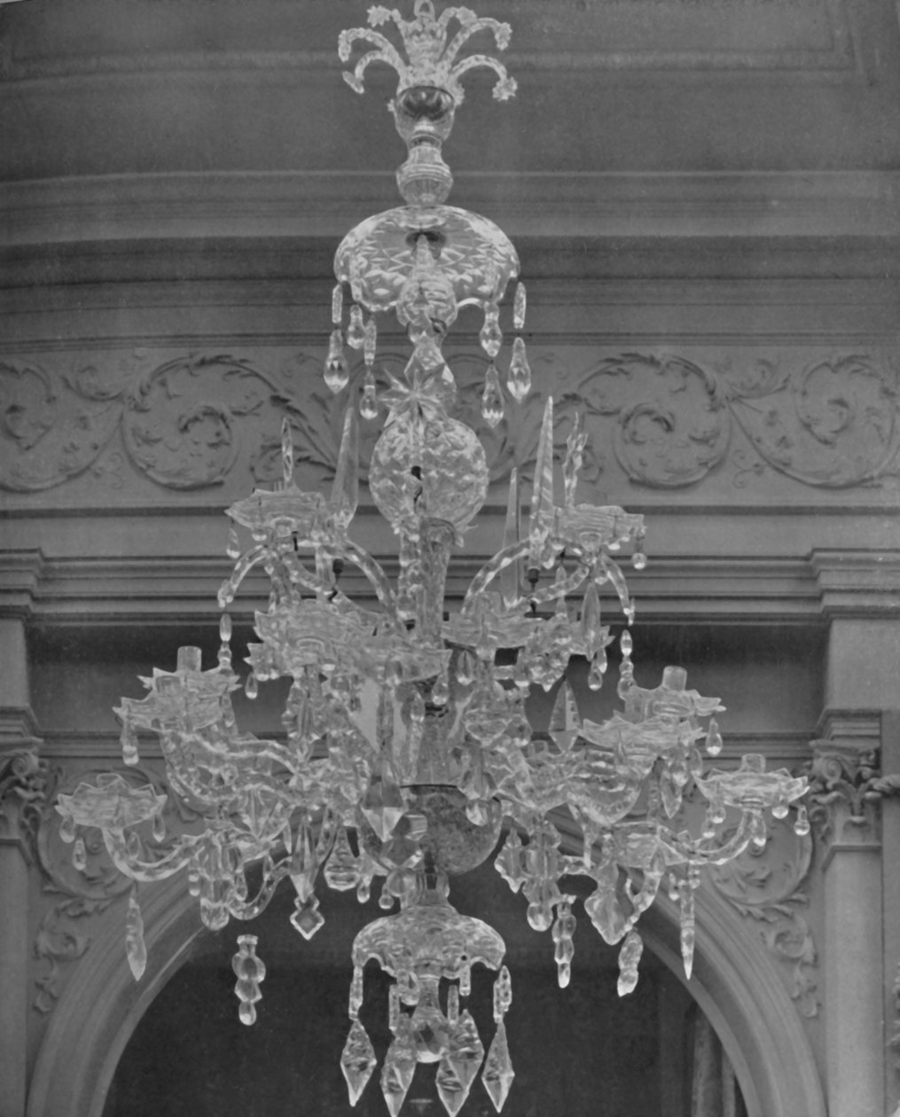 Tre-lags lysekrone for 20 lys ca. 1770, 1928 av Unbekannt