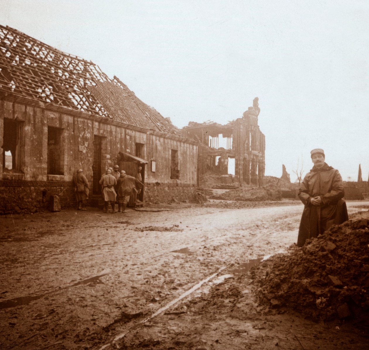 Rådhuset i Ablain-Saint-Nazaire, Nord-Frankrike, c1914-c1918. av Unbekannt