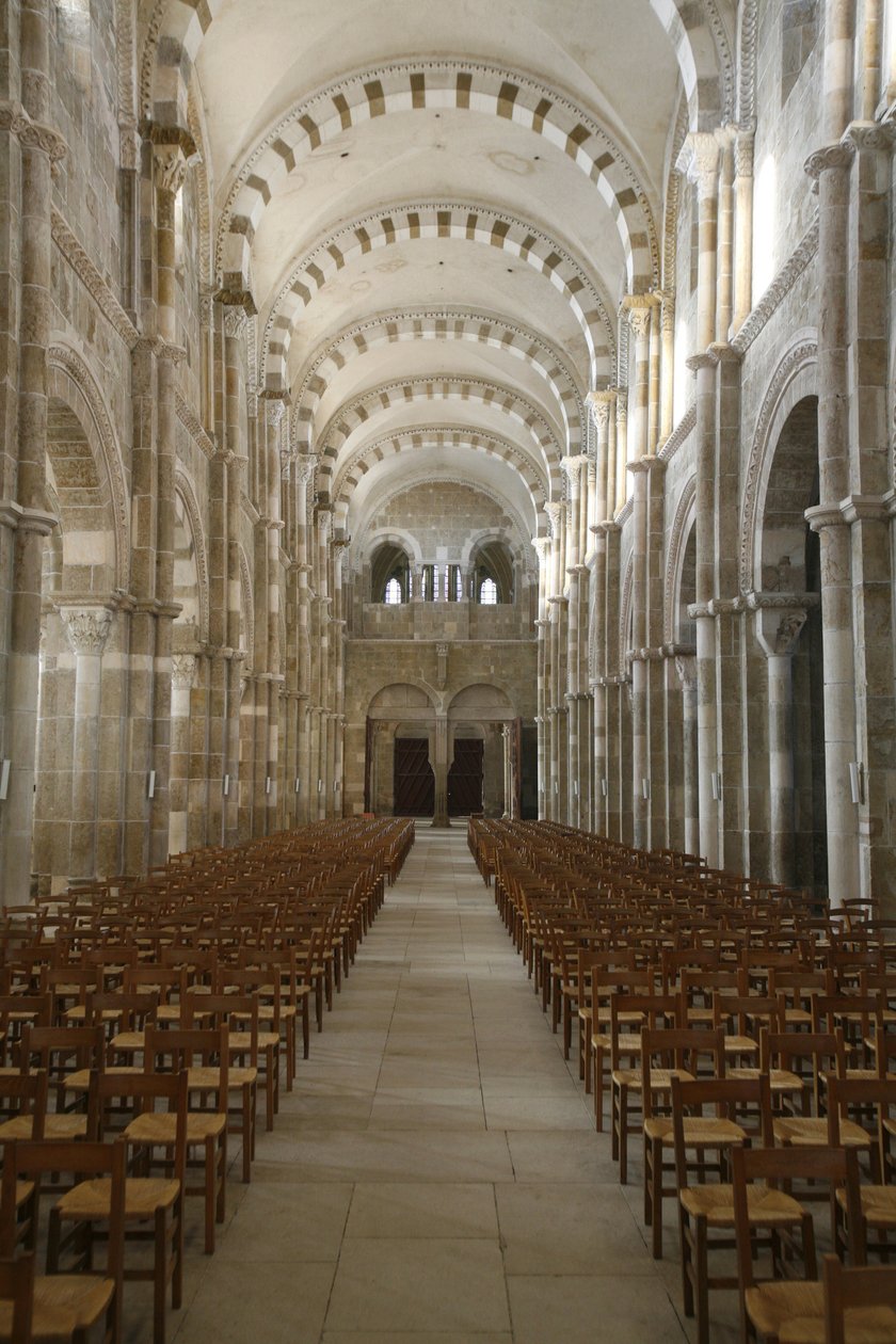 Vezelay basilikaskip, Vézelay, Frankrike av Unbekannt