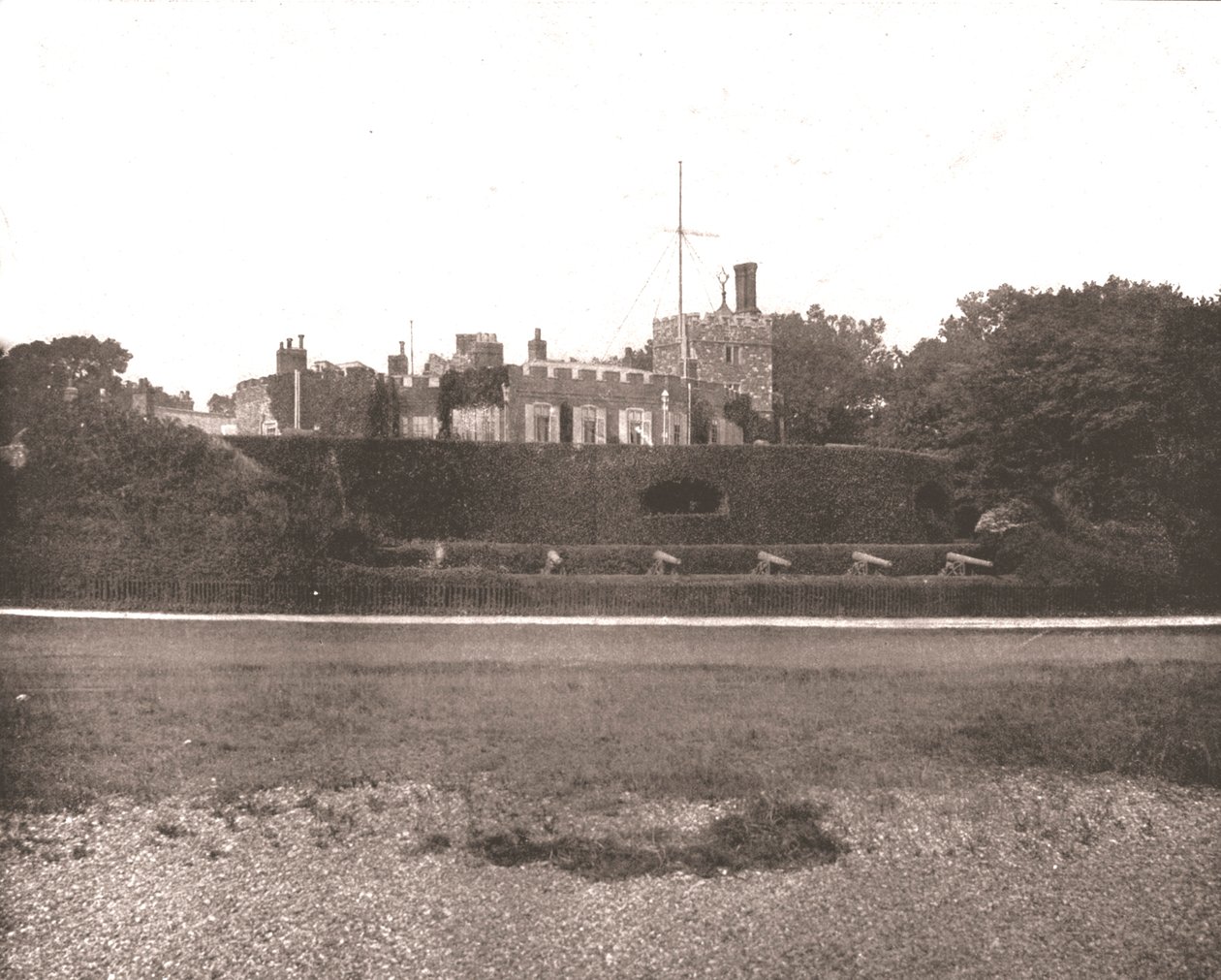 Walmer Castle, Kent, 1894. av Unbekannt