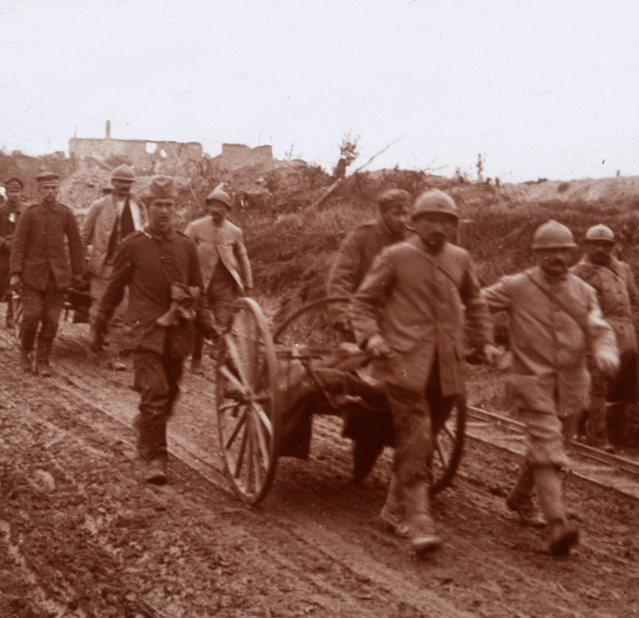 Såret, Neuville, Nord-Frankrike, c1914-c1918 av Unbekannt