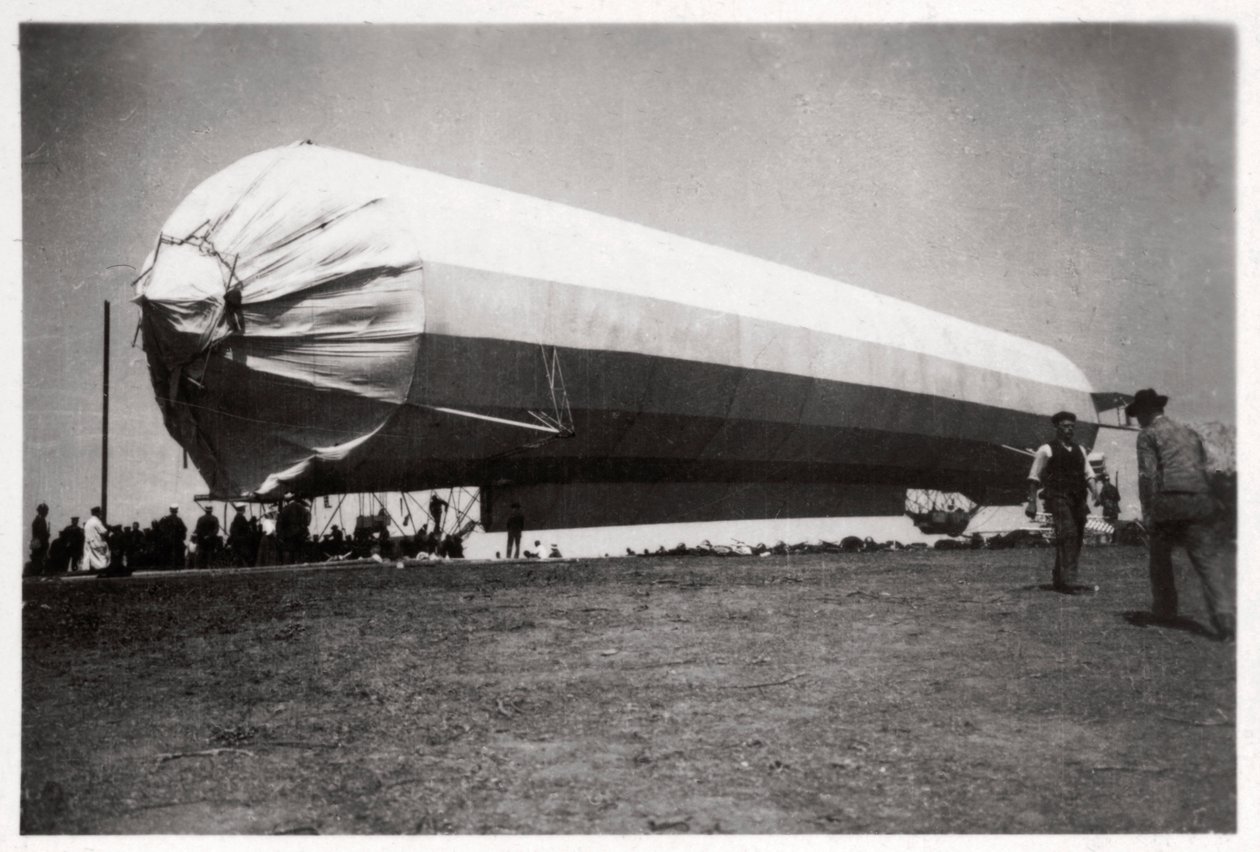 Zeppelin LZ 5 i Goeppingen, Tyskland, 1909 1933 av Unbekannt