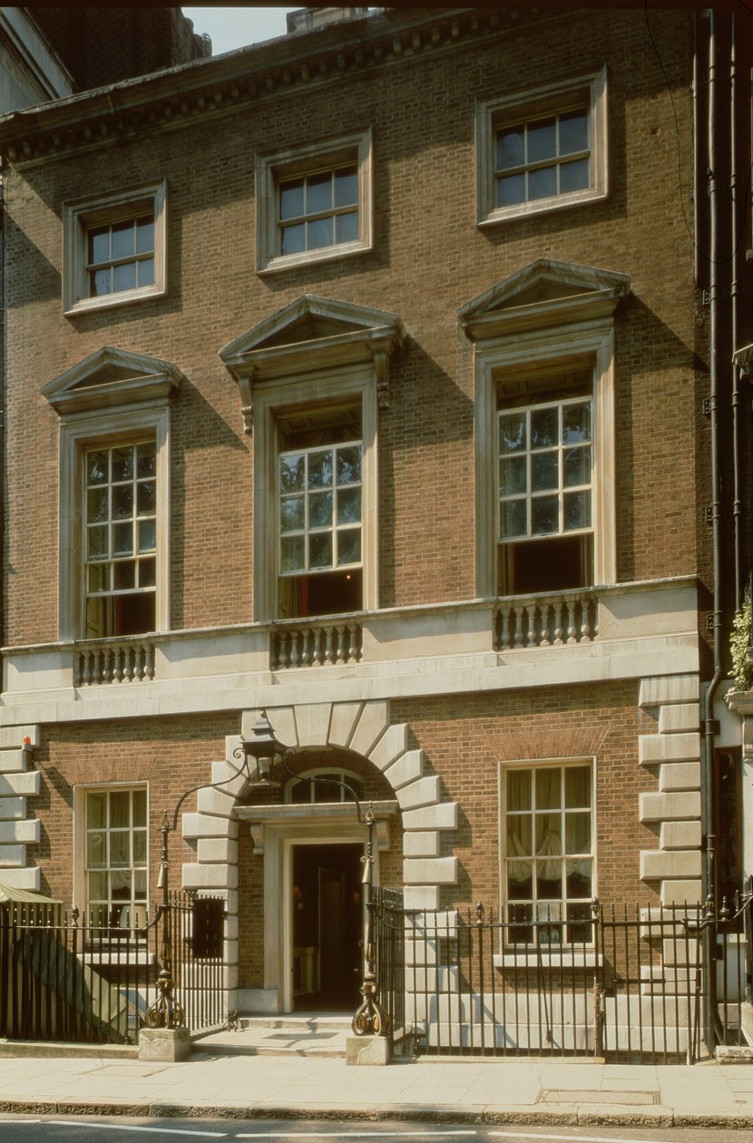 Inngang til nr. 44 Berkeley Square, London av Unbekannt Unbekannt