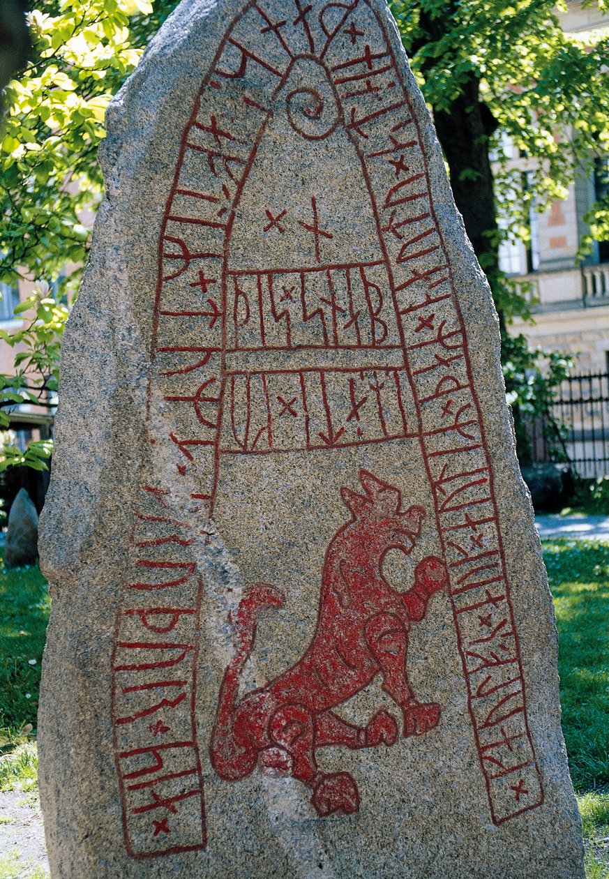 Rune Stone, Lund, Sverige. Viking sivilisasjon. av Benjamin Baud