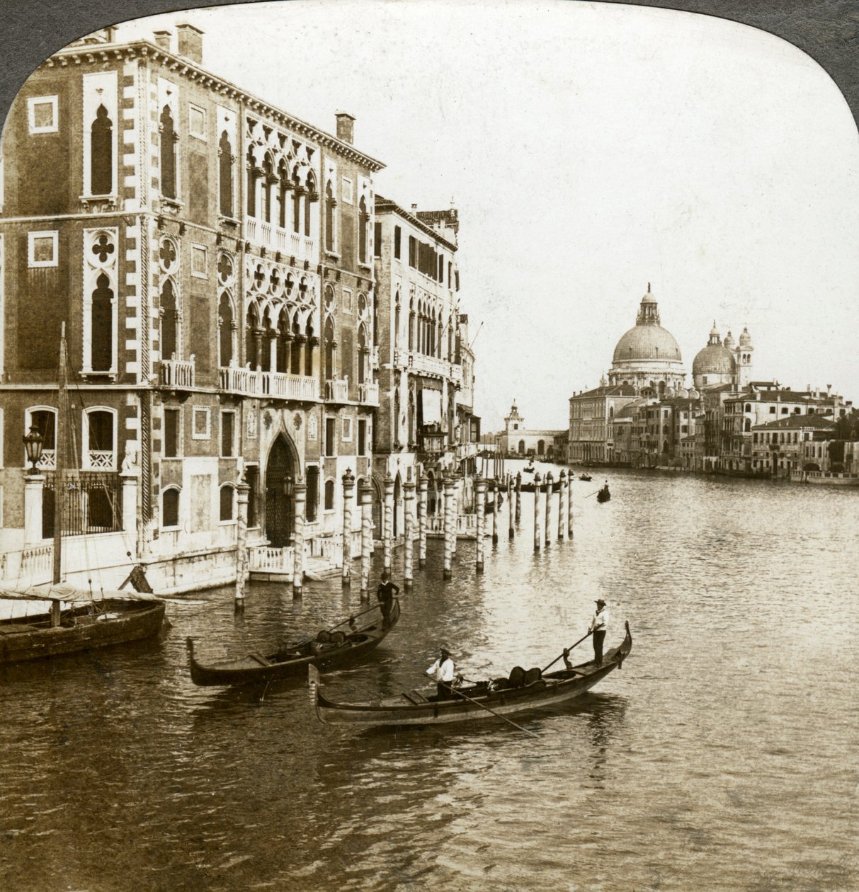 Canal Grande, Venezia, Italia. av Underwood and Underwood