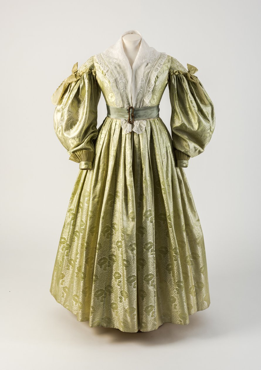 Lysegrønn vevd silkekjole med gigot-ermer, 1835 (silke) av Unbekannt Unbekannt