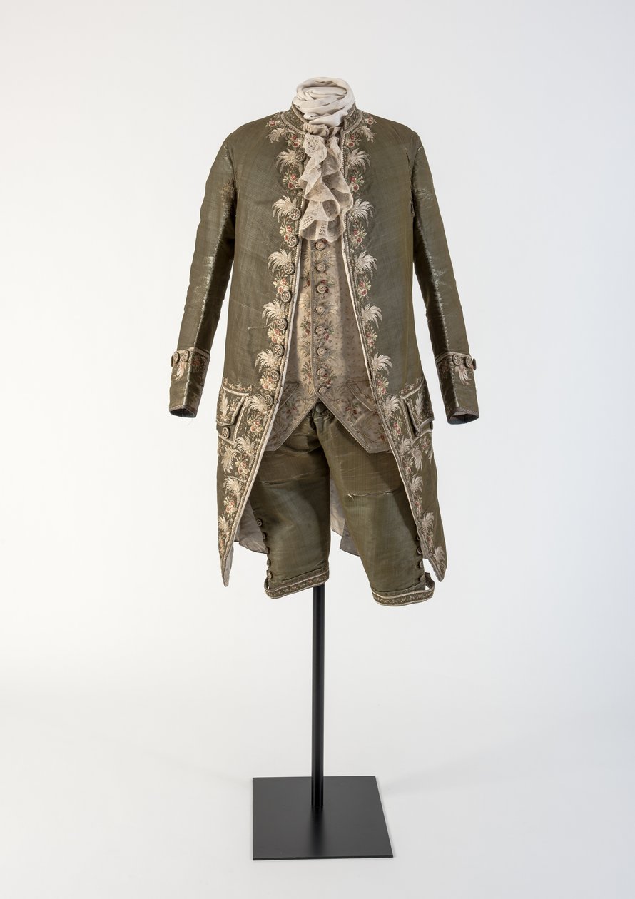 Mans grønne vevde silkebroderte kåpe og knebukser, båret ved hoffet, 1770-tallet (silke) av Unbekannt Unbekannt