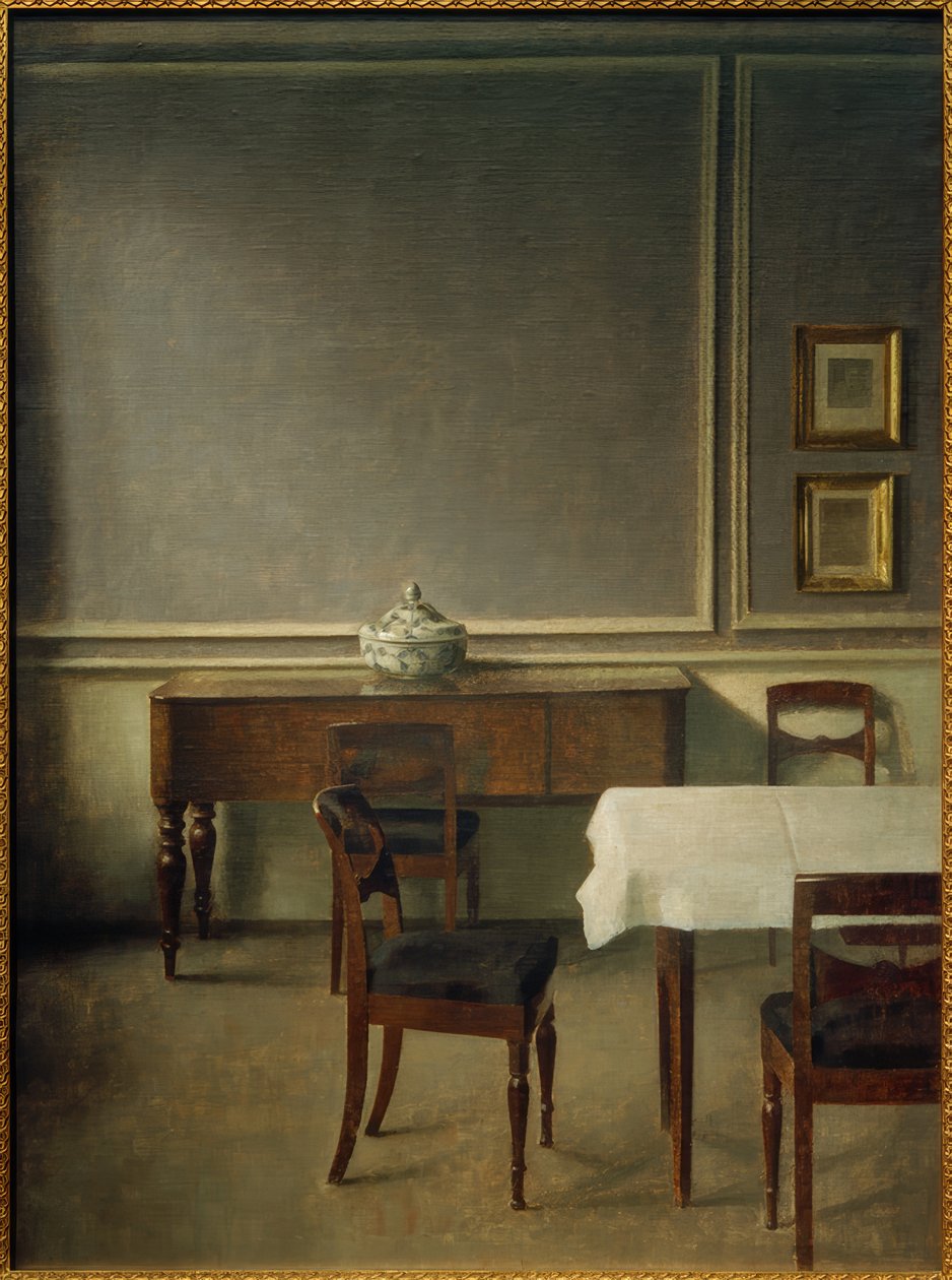 Interiør med porselensterrin av Vilhelm Hammershoi