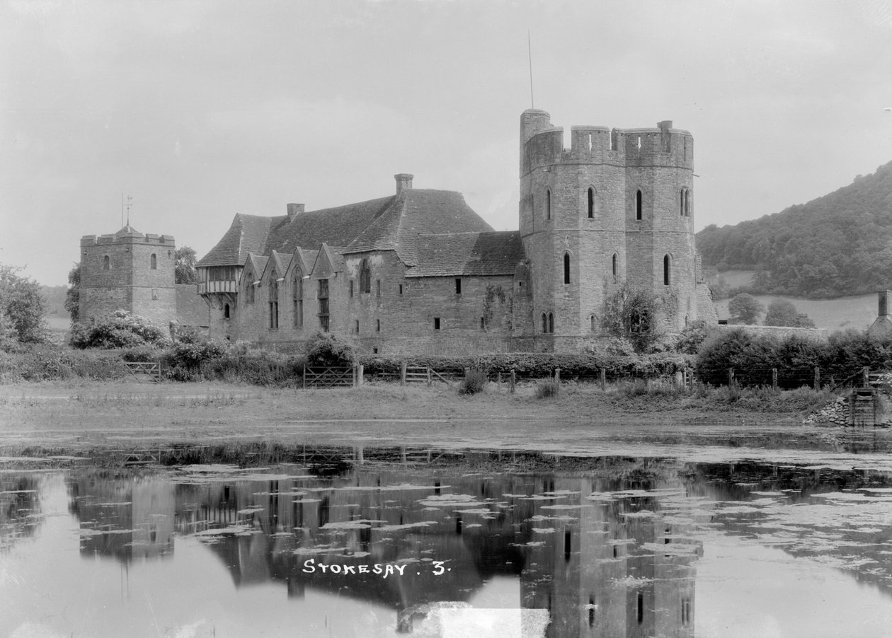 Stokesay Castle, Shropshire, c1930 av WA Call