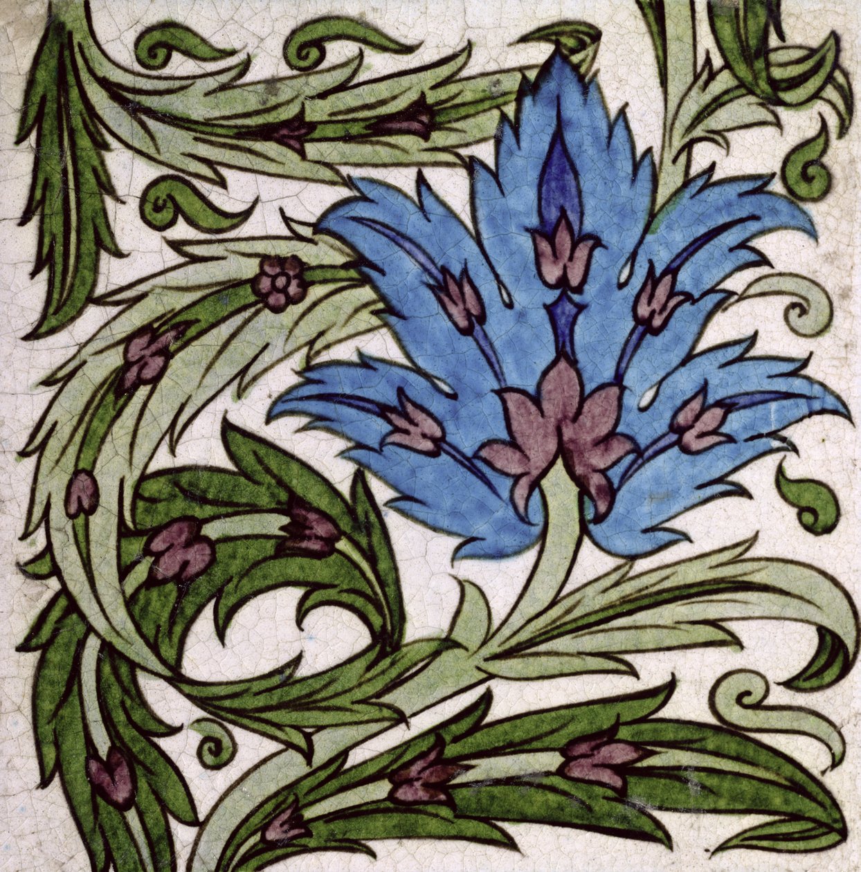 Fliser med stilisert blomsterdesign (keramikk) av William de Morgan