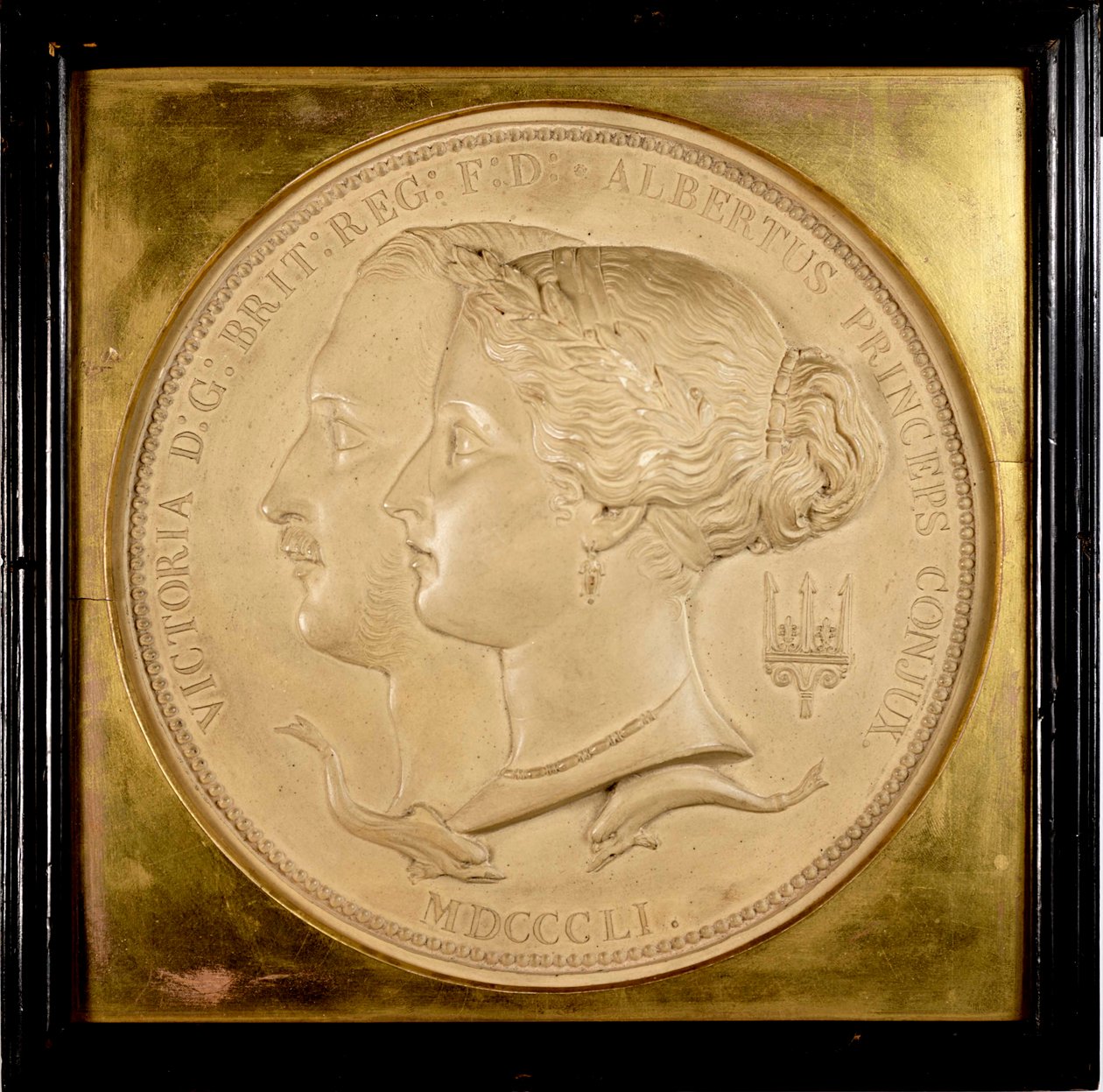 Modell for offisielle prismedaljer fra den store utstillingen, 1851 (gips) av William Wyon
