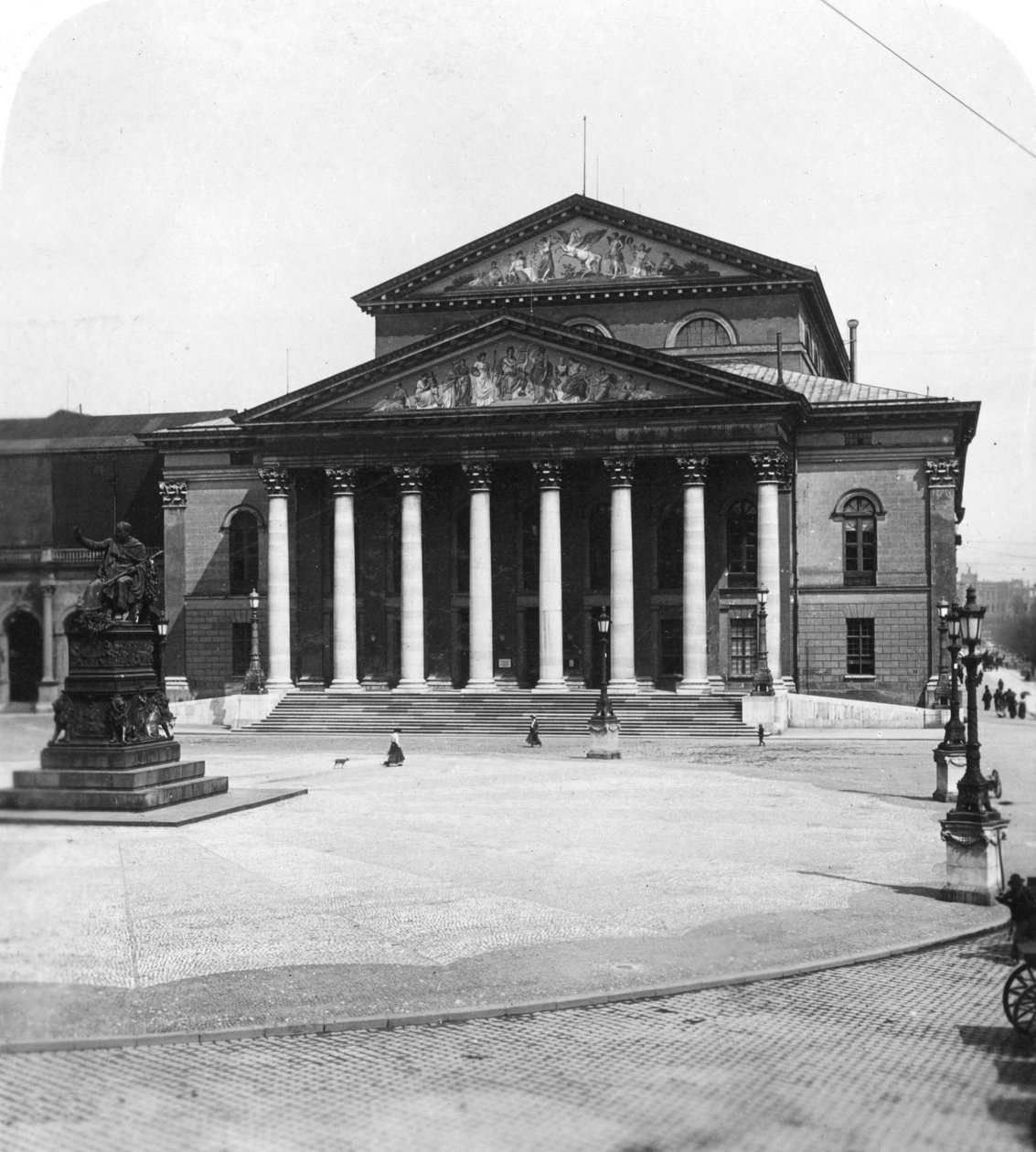 Nasjonalteateret, München, Tyskland, ca 1900. av Wurthle and Sons