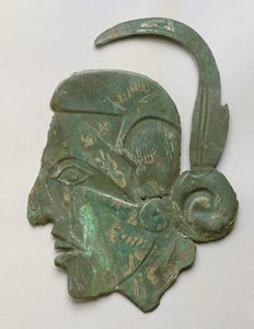 Repousse mannlig profil, Caddoan, Spiro, 1200-1350 (kobber)