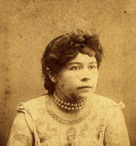 Portrett av Annie Howard ca. 1900